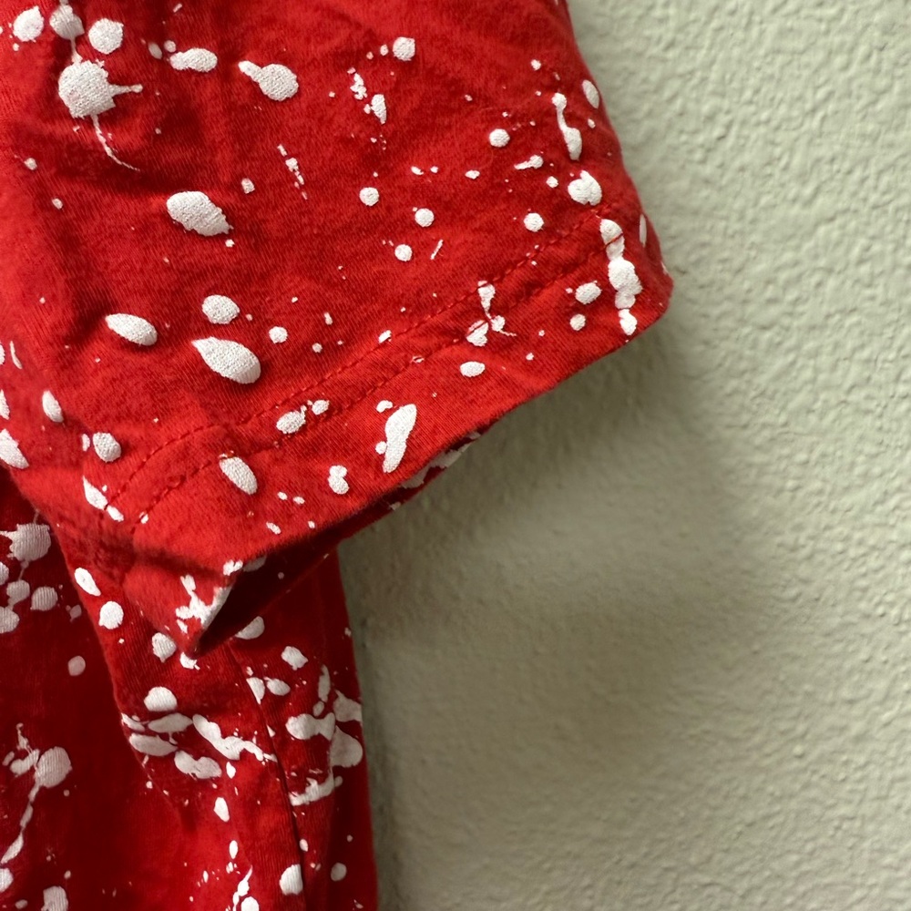 Super Mario Bros T-Shirt. XL. Excellent Condition. Red with White Splatters. - Picture 2 of 6
